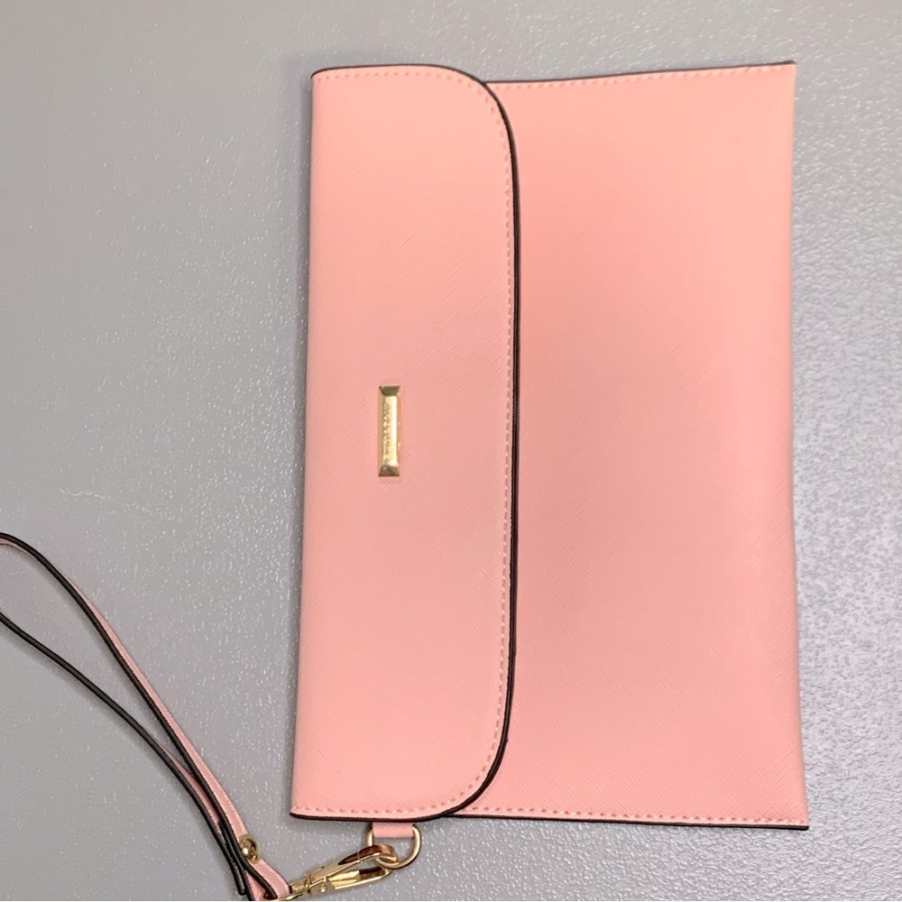 Envelope clutch - with wristlet removable strap - NWOT / Pink